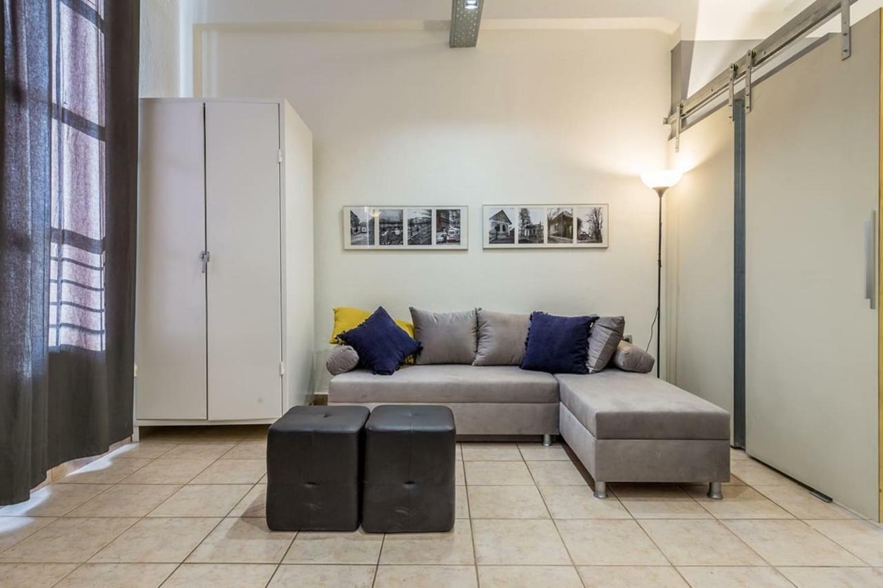 شقة Renovated Loft At The Center Of Monastiraki أثينا المظهر الخارجي الصورة