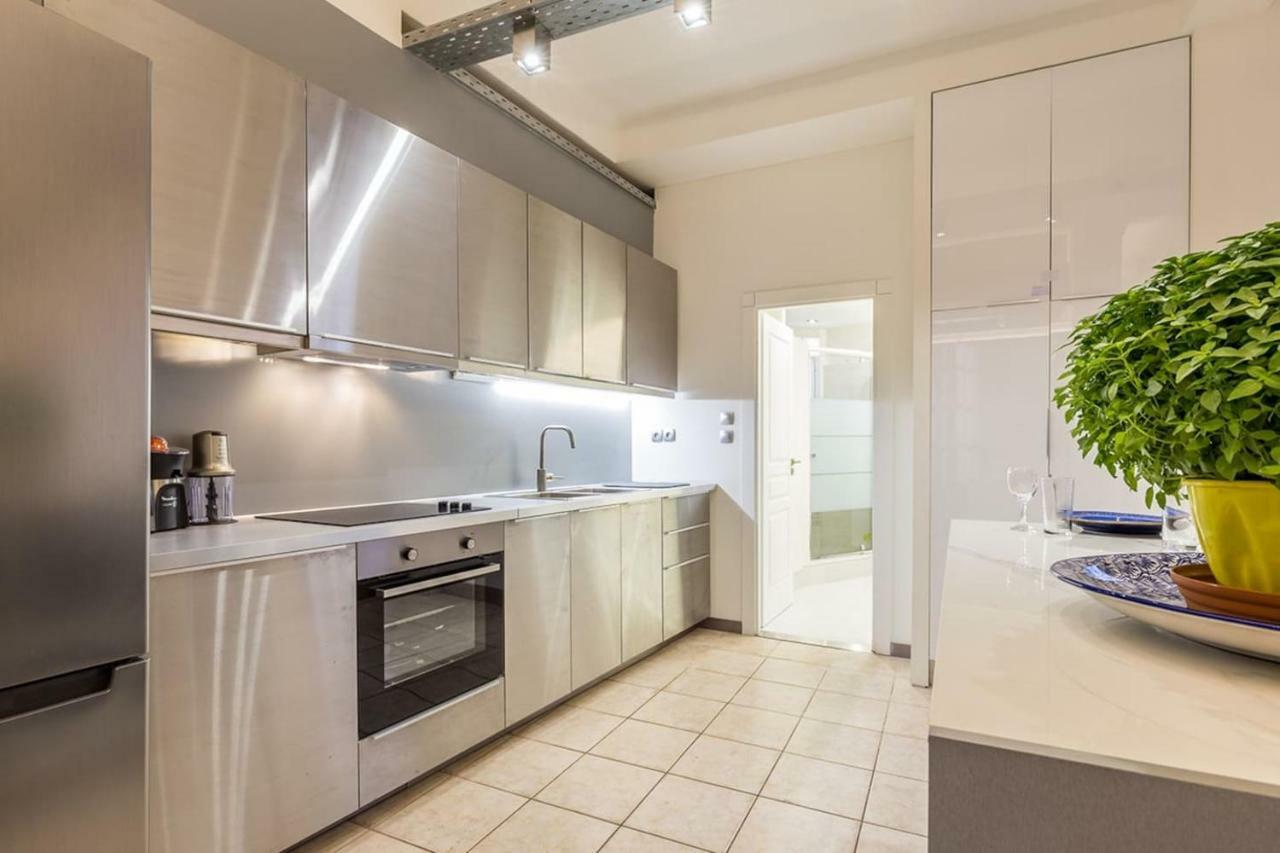 شقة Renovated Loft At The Center Of Monastiraki أثينا المظهر الخارجي الصورة